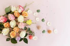Fiori per compleanno a domicilio in italia e nel mondo, con possibilità di associare una bellissima e dolcissima torta di compleanno che verrà recapitata international flora offre i migliori bouquet di fiori per compleanno e onomastici. Il Significato Del Colore Delle Rose Blog Di Fiori E Notizie Fresche