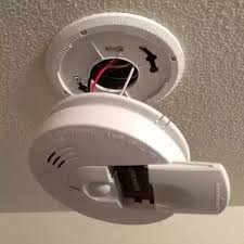 Aliexpress carries many wire smoke fire detector related products, including kerui m518 , 433mhz smoke detector , color smoke , gas leak , detector voice , detector gas leak , residential. Why Do Smoke Detectors Use Batteries Instead Of An Electric Connection Quora