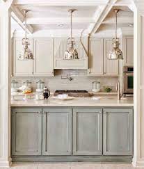 Rustic kitchen cabinets can provide a charming country look. Cuisine Shabby Chic 45 Idees Fascinantes Pour Vous Kuchen Inspiration Kuchenumbau Schone Kuchen