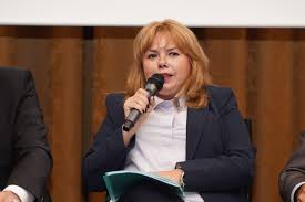 Anca dragu, preşedintele senatului, a declarat, luni, pe pagina sa de facebook, că secretariatul general al forului legislativ a semnat luni 256 de ordine prin care sunt eliminate pensiile speciale pentru foştii. Ciolos Ii Vom Propune Pe Anca Dragu La Senat Si Pe Vlad Voiculescu La SÄƒnÄƒtate Financial Intelligence