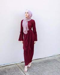 Kombinasi pakaian warna pink informasitips warna pink banyak. 10 Inspirasi Hijab Warna Yang Cocok Dengan Merah Maroon Orami