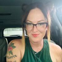 Erica Marks (@ericammarks)