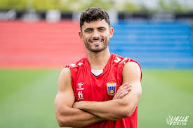 Sergio Ortuño: “Desde que nací me han inculcado los valores del Eldense y  ahora estoy muy orgulloso de representarlo”