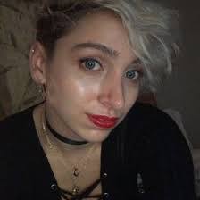 Tori Swartz's Instagram, Twitter & Facebook