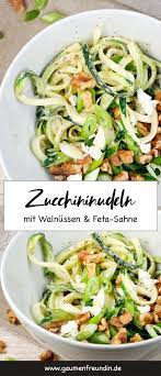 leckere low carb zucchini spaghetti mit fetasahne und walnussen rezept zucchini nudeln low carb rezepte abendessen keto rezepte abendessen