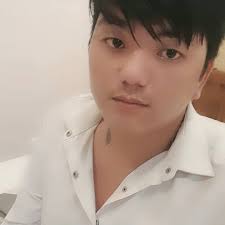 看了太多拿你做消遣的人希望惋惜的人是真惋惜难过的人也是真难过好像全世界都在提醒我你不在我身边了