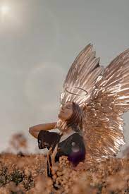 Aesthetic, angel, and angel wings image hanna 🔥 712 hearts . Angel Aesthetic Wings Crown 325119787027201 By Ranita Gei