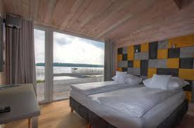 Stanica Wodna Stranda Gizycko Zdjecia I Opinie Booking Com Furniture Outdoor Furniture Outdoor Bed