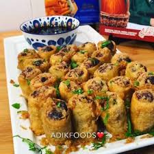 Siap untuk 1 tin kari ayam yeo's 280 gm ni ita dapat 12 keping popia panaskan minyak dalam kuali dan goreng hingga kuning keemasan angkat dan hidangkan besama campuran air soya yeo's dan minuman cincau. Popia Bergedil Lebih Rangup Dan Menggoda Pesona Pengantin