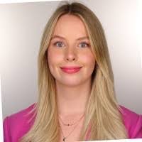 Kristen Henkel's Instagram, Twitter & Facebook