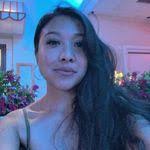 Davina Sin's Instagram, Twitter & Facebook