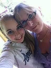 Cindy Mazzucco's Instagram, Twitter & Facebook