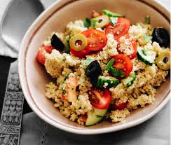 Bereits eingeschränkt versuchen sie mal unser rezept für einen köstlichen salat aus couscous mit feta. Rezept Orientalischer Couscous Salat Mit Feta Und Oliven