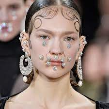 Tattoo And Piercing Infections 101 Aftercare Instructions Teen Vogue