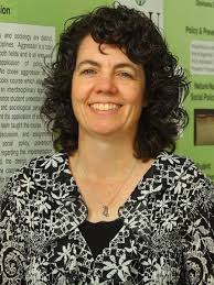 It's break my teeth to see a psychology student crying for heartbreak. Shay  una the study mind and behavior?