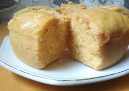 Assalamu'alaikum temen2 kali ini bunda adel mencoba membuat bolu kukus dari labu kuning. Recipe Tasty Bolu Labu Kuning