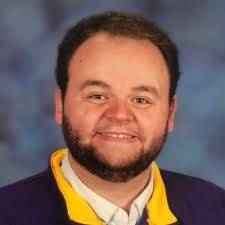 Raymond Smith '23, '25 MEd began his journey to becoming a dedicated  educator through the "Grow Your Own" Teacher Program—a collaboration  between CVCC and the University of Lynchburg. From his very first