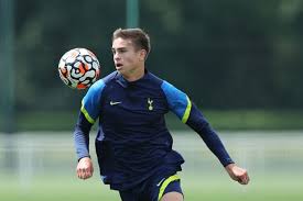 Sit in the spurs changing rooms, take pictures in the auditorium and sit in the managers seat in the dugout. Two New Youngsters Involved No Sign Of Son 5 Things Spotted In Tottenham Pre Season Training Football London