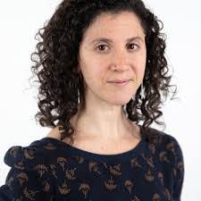 Kathryn Carruthers's Instagram, Twitter & Facebook