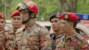 Sementara anggota bomba dari balai tua. Episode