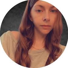 Katie Crowley's Instagram, Twitter & Facebook