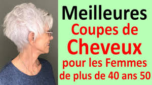 Coiffure femme brune 50 ans. Coupes De Cheveux Courtes 2020 Pour Les Femmes Agees De 40 50 60 Ans Et Plus Youtube