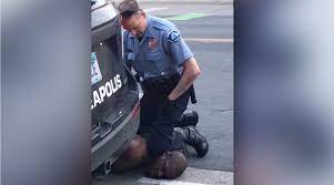 Minneapolis — officer derek chauvin had his knee on george floyd's neck — and was bearing down with most of his weight — the entire 9 1/2 minutes the black man lay facedown with his hands. Minneapolis Officer Derek Chauvin Charged With Murder In George Floyd Case