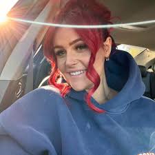 Who can print custom designs like Paw Patrol or Hello Kitty with flowers  and a name