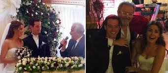 Bir yarışmada sunuculuk yapan alp kırşan, oyuncu zeynep dörtkardeşler ile muğla'da dünya evine girdi. Alp Kirsan Ve Zeynep Dortkardesler Cifti Ogullari Efe Ile Minnoslukta Seviyeyi Arsa Cikardi Onedio Com