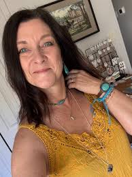 Fun Jewelry Discussion in Stylin' with Deb VIP Group