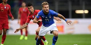 Immobile is a condition that prevents movement, turning, and dodging. Mandul Di Italia Immobile Akui Mulai Merasakan Tertekan Bola Net