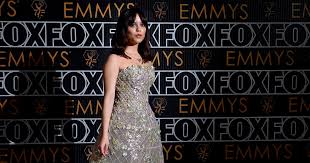 Jenna Ortega says she deleted Twitter after seeing explicit AI ...
