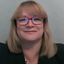 Meredith Hodge's Instagram, Twitter & Facebook