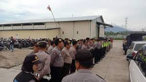 Lowongan kerja garment pelabuhan semarang. Banyaknya Jumlah Petugas Membuat Karyawan Pt Mod Indo Pringapus Gagal Lakukan Demonstrasi Tribun Jateng