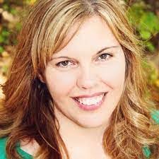 Berta Cherry's Instagram, Twitter & Facebook