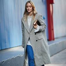 Vous trouverez un large choix de manteaux d'hiver, de parka, de trenchs & blazers livrés chez vous ! Un Manteau A Carreaux S Il Vous Plait Elle