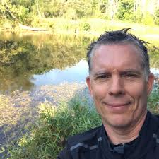 Seven years ago Michael and I celebrated Valentine's Day in Bali. We  snorkeled at dusk. We ate heart-shaped donuts and he infamously wrote “Life  Is Better With You” the next day. ⠀⠀⠀⠀⠀⠀⠀⠀⠀