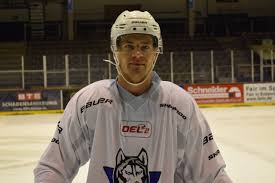 Genealogy for jonas ericksson eriksson (deceased) family tree on geni, with over 200 million profiles of ancestors and living relatives. Moritz Muller Und Patrick Reimer Machen Es Vor Der Trend Geht Vermehrt Zur Ausleihe Eishockey Magazin