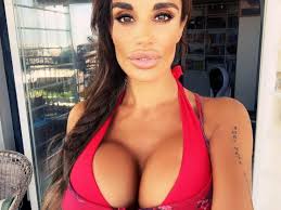 Missgaiadior (35 YO woman) XXX hot live cam sex show - Chat and webcam sex  with Missgaiadior