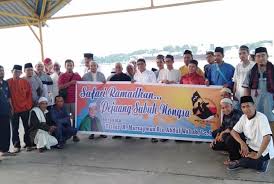 Dalam mengikuti acara safari ramadhan ini, peserta didik tidak hanya ikut menghadiri saja, akan tetapi juga dilibatkan di dalam acara tersebut. Safari Ramadhan Pejuang Subuh Nongsa Di Batas Singapura Republika Online