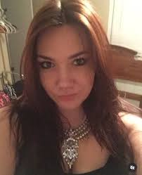 Should admins ban backgrounds in posts?