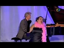 Francis zingt voor u!, singles: Sopraan Comedienne Francis Van Broekhuizen Youtube