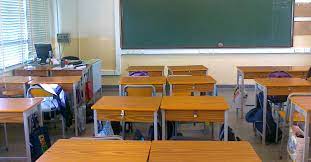 Eliminating the Teacher Desk: A Growing Classroom Trend | BFX Furniture