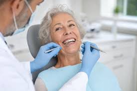 Photo Perte des dents après 60 ans : 6 conseils d'experts pour vraiment la ...