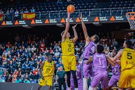 Vrenz is an inch taller and longer wingspan (vrenz has a wingspan of 7'2) and vrenz might even be a little bit quicker, he also seems more assertive on offense, more of an attacker, with the drive, shot and pass. Basketball Champions League 2019 20