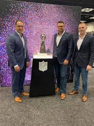 Chris Anicete Recognized as Top National Financial Advisor by Northwestern  Mutual