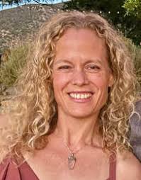 Lynn Buczek MSTOM, L.Ac. Dipl.Ac.