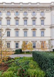Strolling through the vast meadows of munich's sprawling city park is the way the good folk of munich escape the hullaballoo of the 21st century. Bbr Bauprojekte Berliner Schloss Humboldt Forum