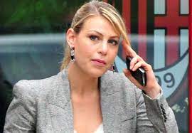 She is a business executive, advisor to the board of fininvest and previously sat on the board of directors of a.c. Berlusconi Stellt Klar Ac Milan Sucht Investoren Keinen Kaufer Goal Com