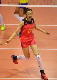 Jun 12, 2021 · 在2021年世界女排联赛九场循环赛结束后，中国女排的战绩并不理想，津门副攻手王媛媛也感受到不小的压力。作为此前多场比赛都首发出场的副攻手，王媛媛在进攻和拦网两个环节都没有完全展现出自己的真实能力，她直言：我在拦网环节的表现尤其要提升。 å¤©æ‰å°'å¥³çŽ‹åª›åª›çš„å¥³æŽ'ä¹‹è·¯èµ°å¾—æ ¼å¤–æ³¢æŠ˜ æ¯æ—¥å¤´æ¡